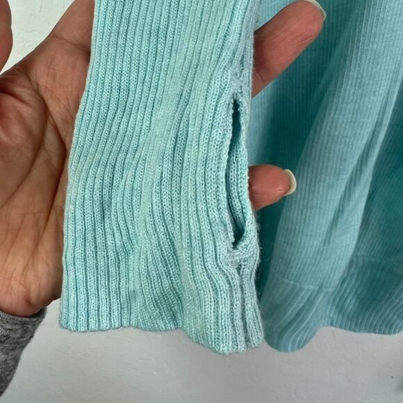 Lululemon Sweater Womens V-Neck Fitted Cuffs Drop Shoulder - Picture 9 of 11